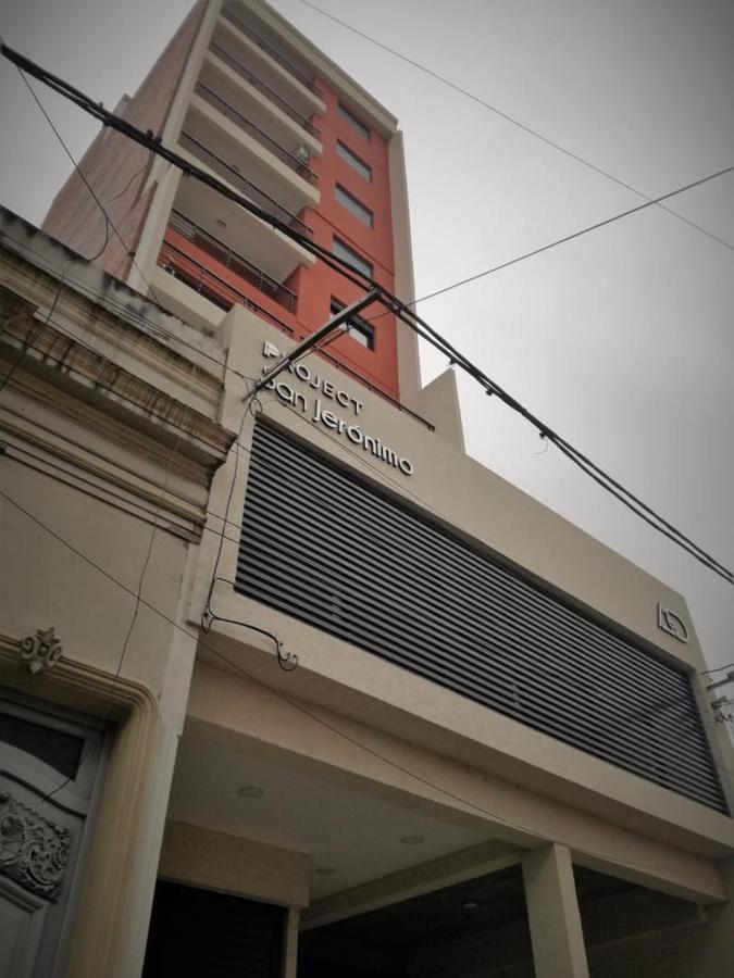 Del Centro 01